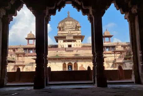 Jahangir Mahal shot