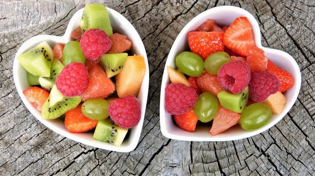 raw-fruits-two-plates