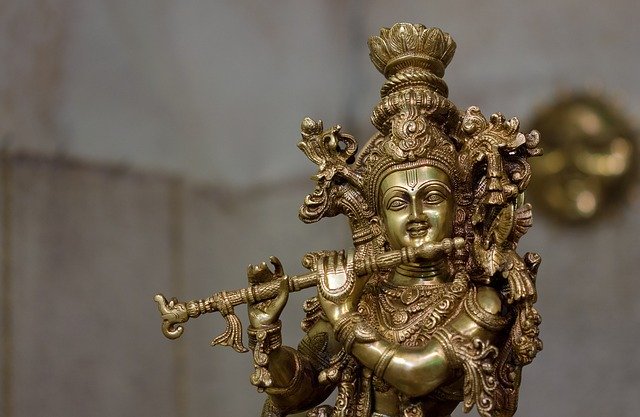 lord-krishna-idol